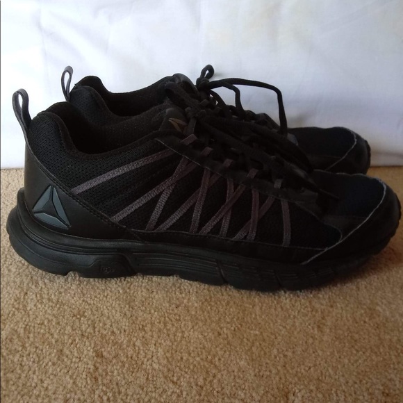 Shoes - Picture 4 of 6